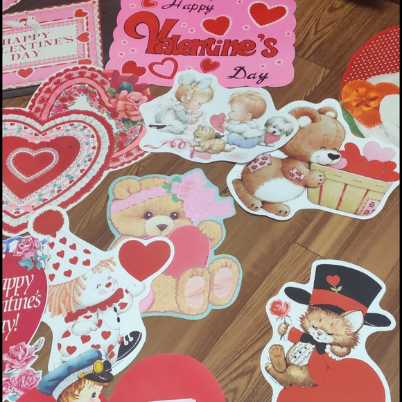 Vintage Valentine's Day window cutouts 70s -80 - Picture 10 of 11